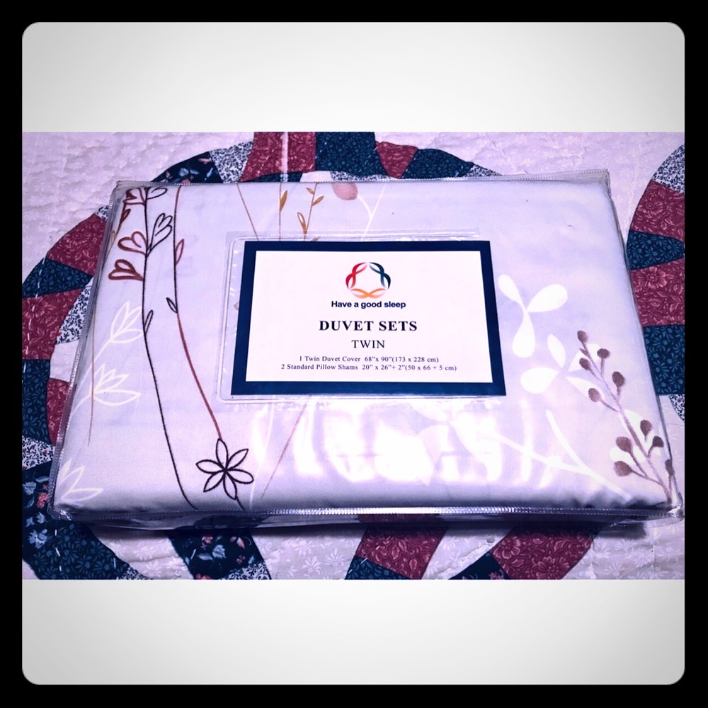 NEW 3-PC Twin Nuetral Floral Print Duvet Cover Set